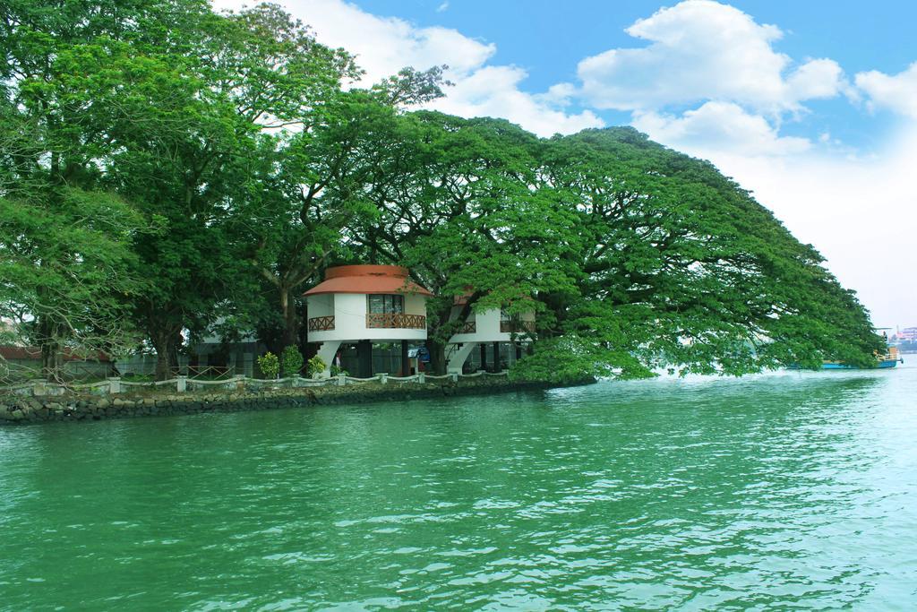 ボルガッティ パレス&アイランド リゾート（Ktdc） Kochi エクステリア 写真